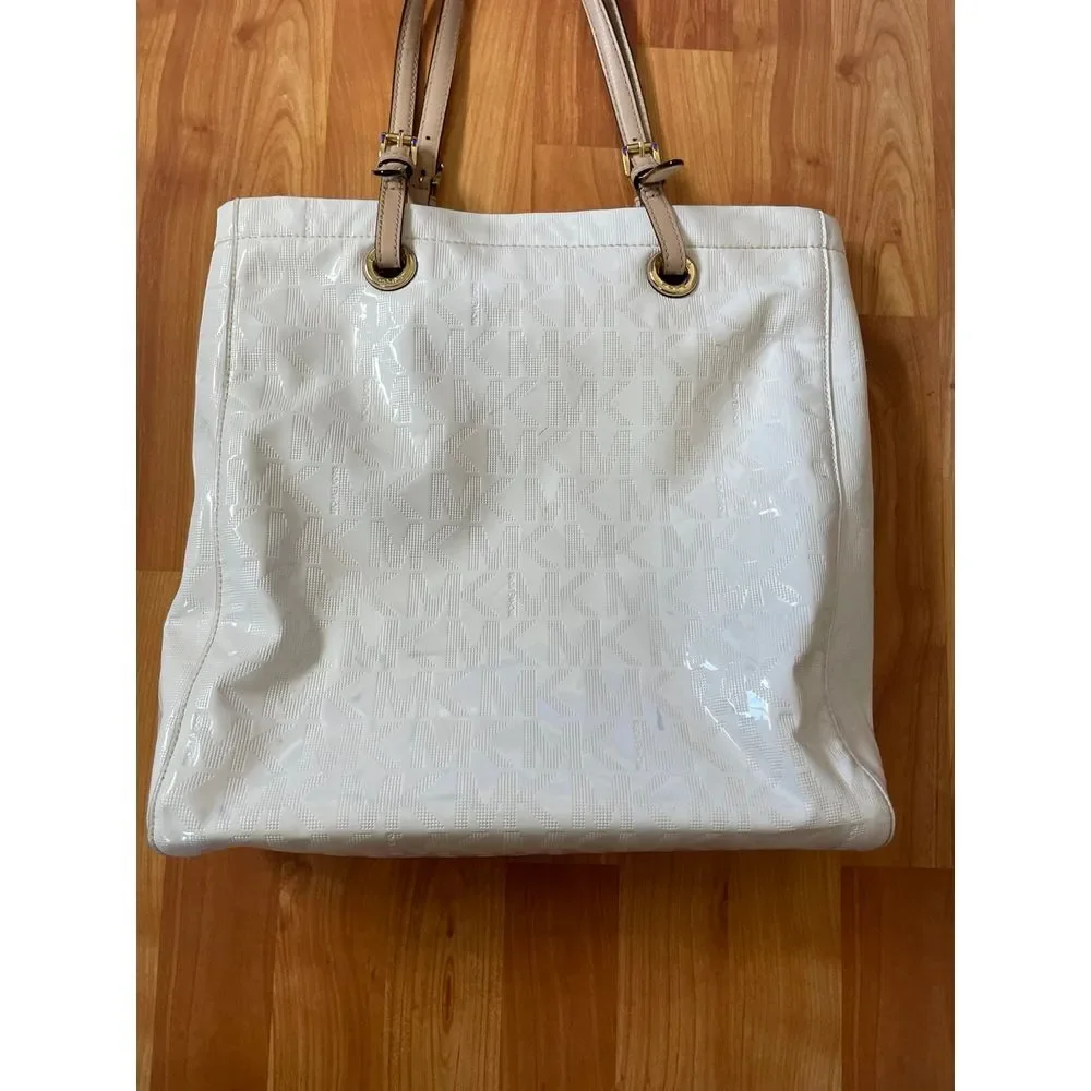 Michael Kors Jet Set‎ Glossy White MK Signature Tote Bag  Large